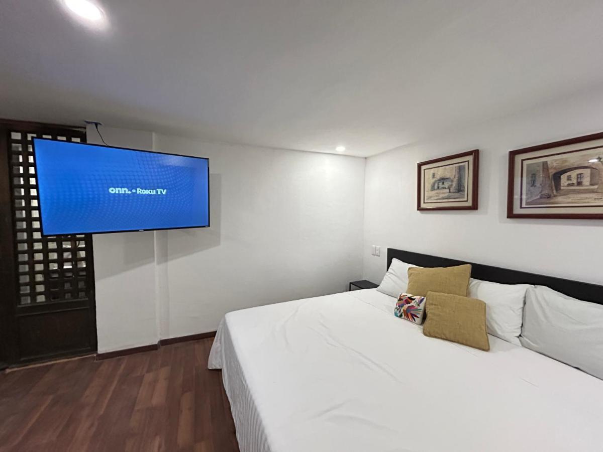Lindas Suites Eugenio Sue Ciudad de México Exterior foto