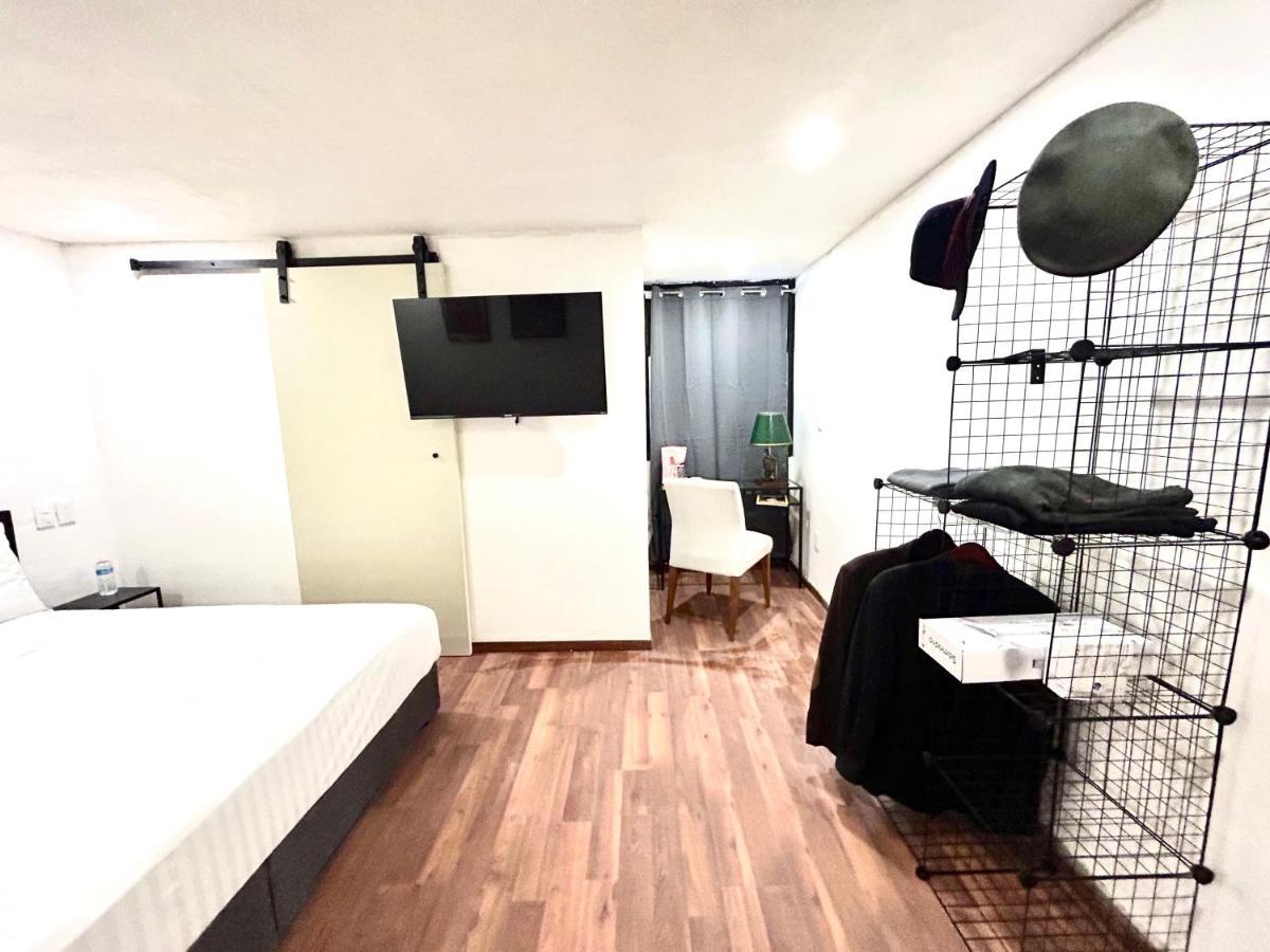 Lindas Suites Eugenio Sue Ciudad de México Exterior foto