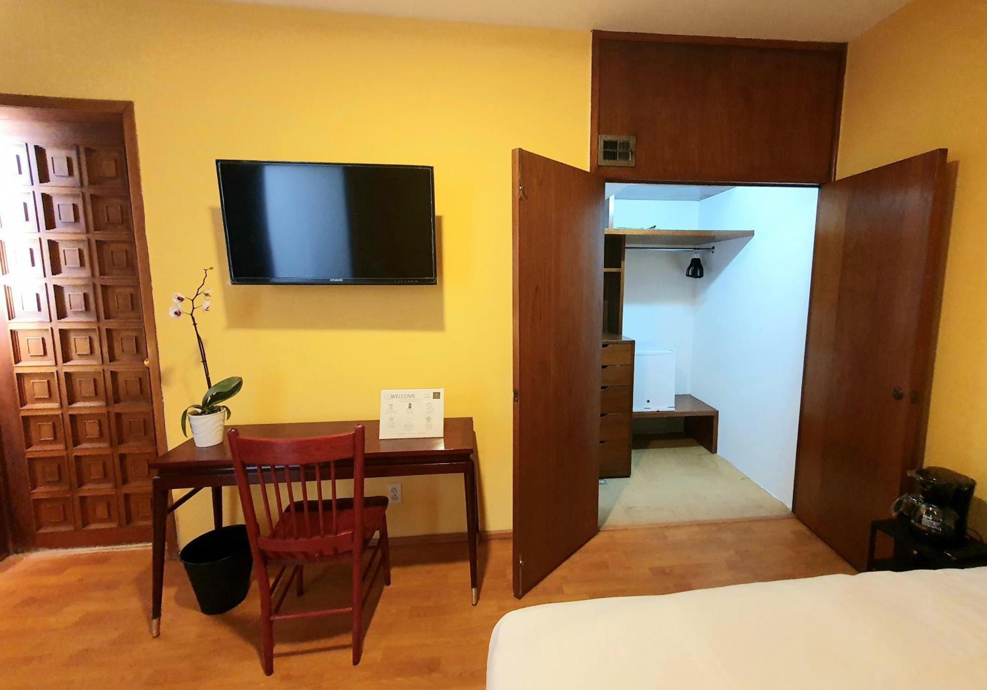 Lindas Suites Eugenio Sue Ciudad de México Exterior foto