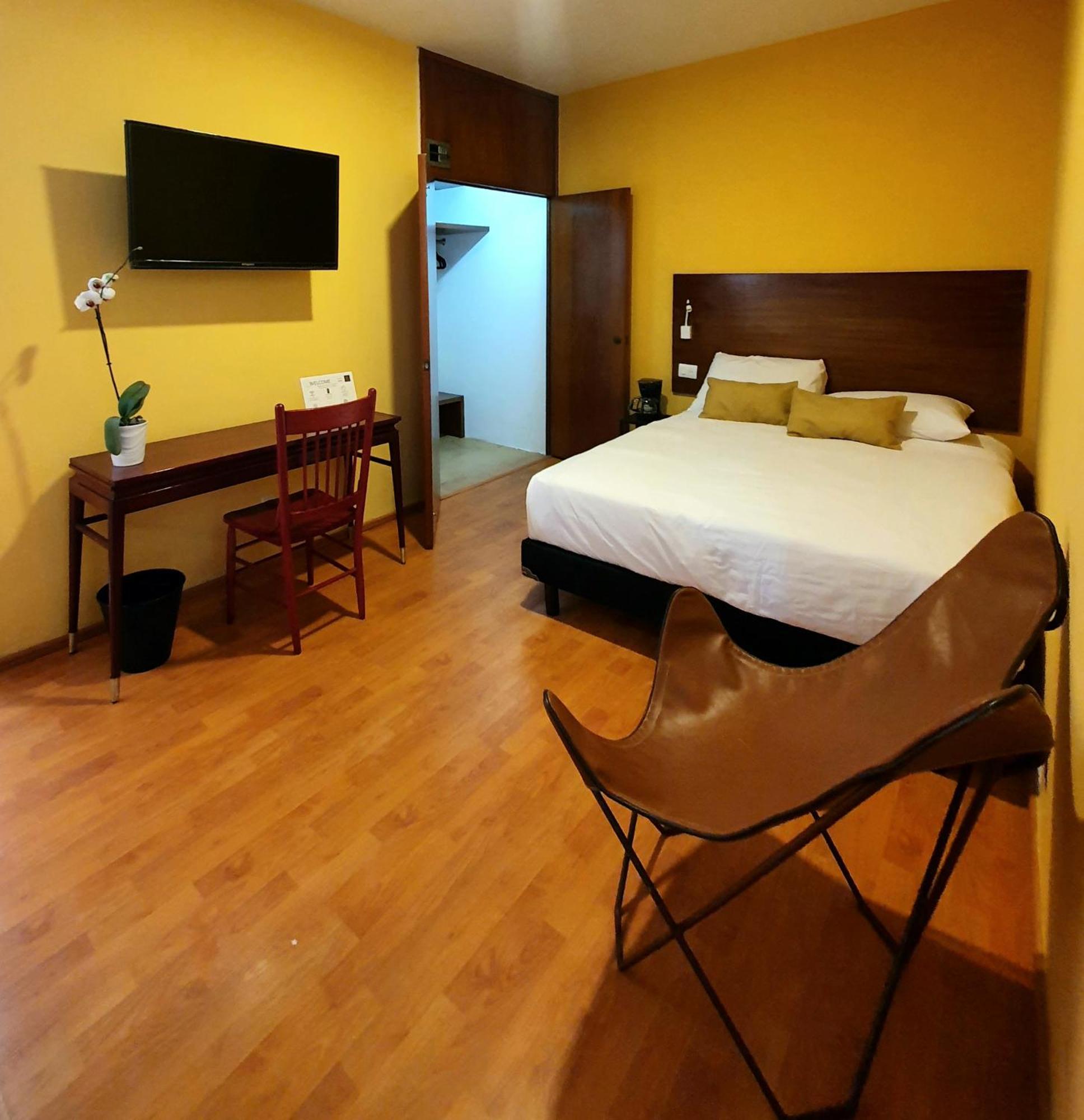Lindas Suites Eugenio Sue Ciudad de México Exterior foto