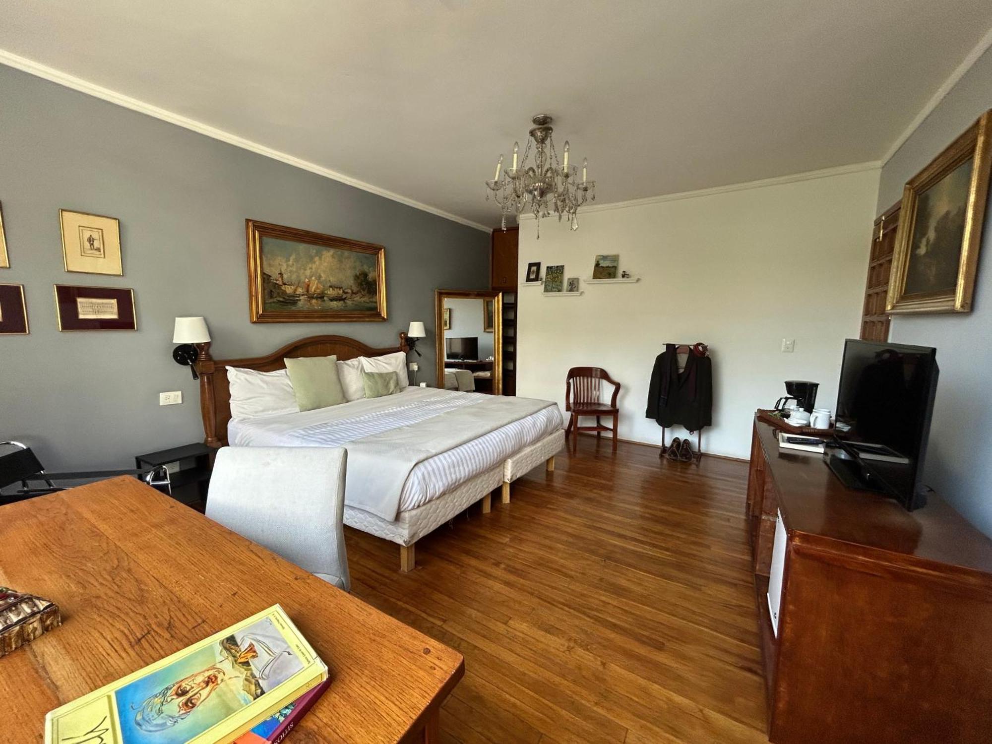 Lindas Suites Eugenio Sue Ciudad de México Exterior foto